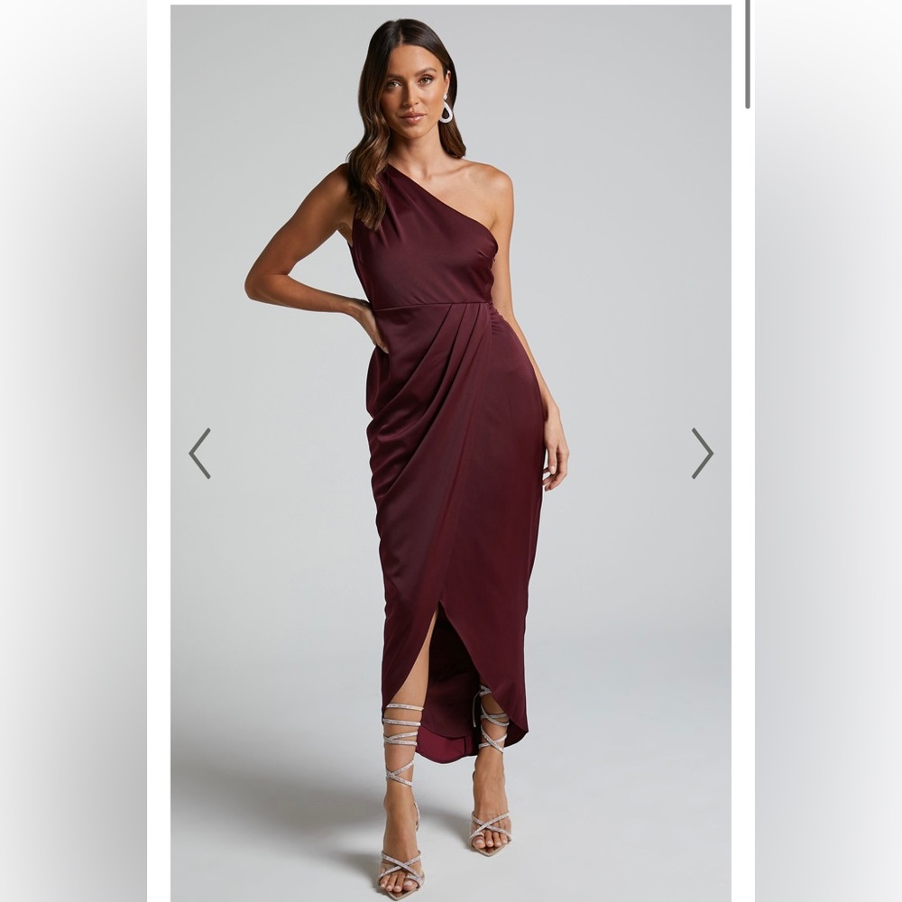 NWT Showpo Felt So Happy Midaxi One Shoulder Drape Dress